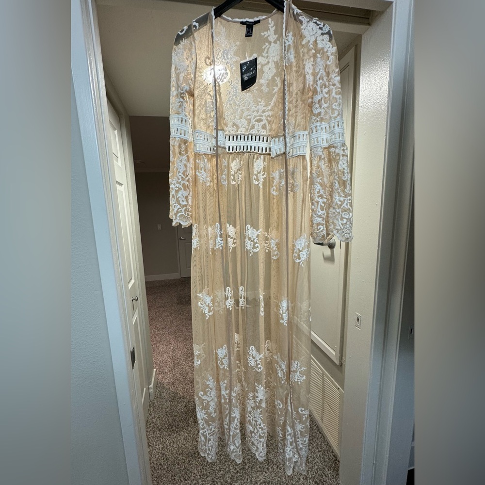 Forever21 Nude/Cream Cover Up